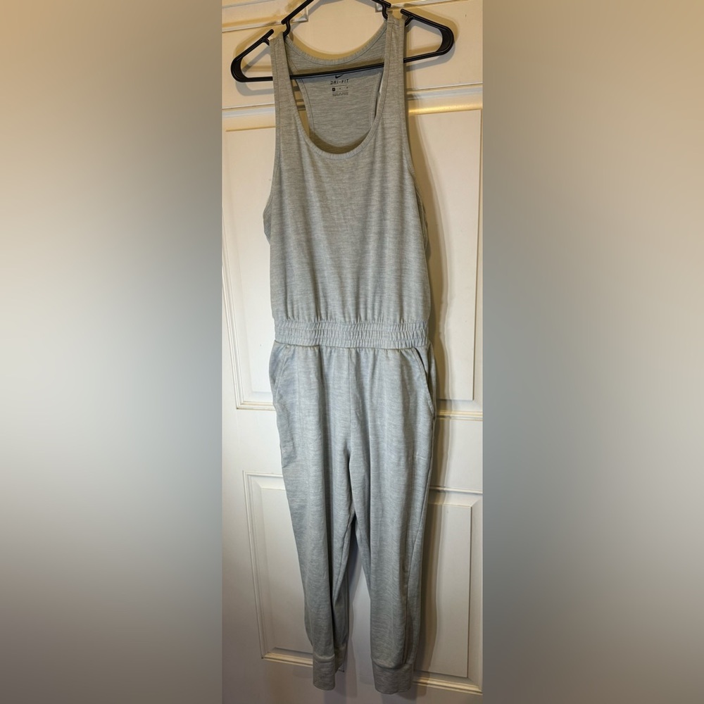 Women’s Nike Romper/Jumpsuit Size Medium